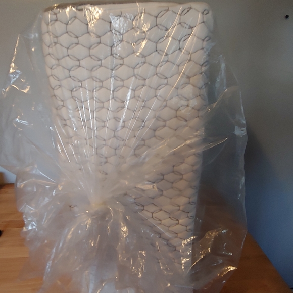 Brentwood Home - Picture 9 of 9